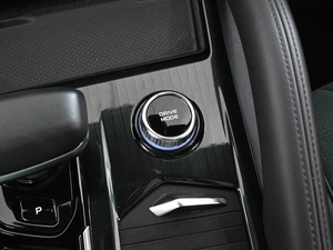 Внедорожник Geely Monjaro 2023 года, 3419000 рублей, Ростов-на-Дону