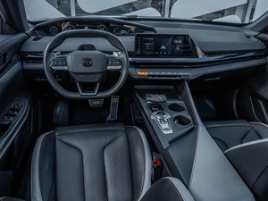 Лифтбек Changan UNI-V 2024 года, 2499000 рублей, Ставрополь