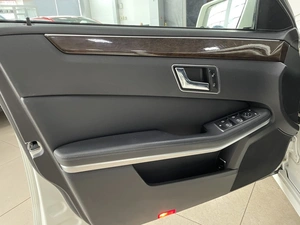 Седан Mercedes-benz E-класс 2010 года, 1487000 рублей, Солонцы