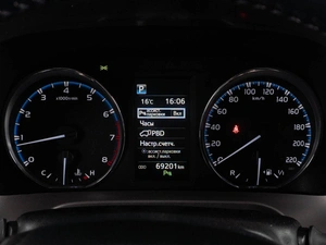 Внедорожник Toyota RAV4 2017 года, 2649000 рублей, Тюмень