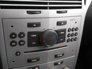 Седан Opel Astra 2013 года, 624000 рублей, Воронеж