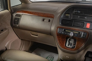 Минивэн Honda Odyssey 2000 года, 649000 рублей, Томск