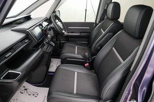 Минивэн Honda Stepwgn 2017 года, 2149000 рублей, Красноярск