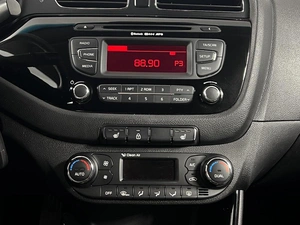 Хетчбэк Kia Ceed 2013 года, 919900 рублей, Казань