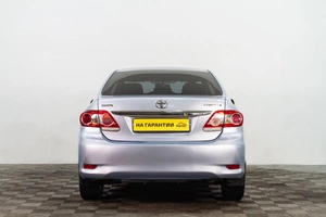 Седан Toyota Corolla 2011 года, 1199000 рублей, Сургут