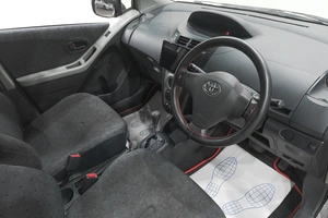 Хетчбэк Toyota Vitz 2009 года, 629000 рублей, Новокузнецк