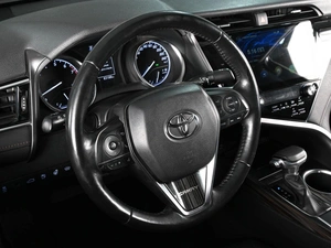 Седан Toyota Camry 2018 года, 2449000 рублей, Аксай