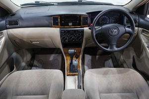 Хетчбэк Toyota Corolla 2003 года, 629000 рублей, Новокузнецк
