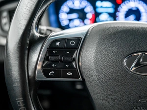Седан Hyundai Sonata 2017 года, 1700000 рублей, Красноярск