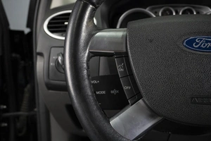 Хетчбэк Ford Focus 2008 года, 750000 рублей, Омск