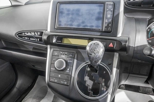 Минивэн Toyota Wish 2011 года, 1399000 рублей, Барнаул