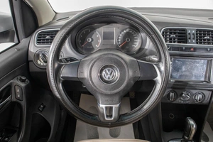 Седан Volkswagen Polo 2012 года, 669000 рублей, Барнаул