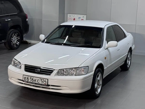 Седан Toyota Camry 2000 года, 497000 рублей, Красноярск