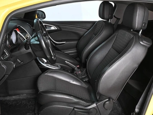 Хетчбэк Opel Astra GTC 2013 года, 899000 рублей, Аксай