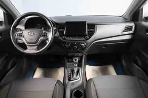 Седан Hyundai Solaris 2021 года, 1699000 рублей, Новосибирск