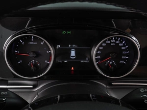 Минивэн Kia Carnival 2020 года, 3999000 рублей, Воронеж