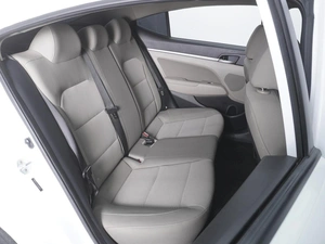 Седан Hyundai Elantra 2019 года, 1460000 рублей, Ростов-на-Дону