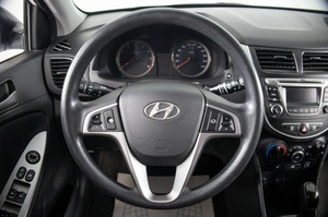 Хетчбэк Hyundai Solaris 2014 года, 1299000 рублей, Пермь