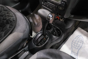 Хетчбэк Toyota Vitz 2004 года, 449000 рублей, Новокузнецк