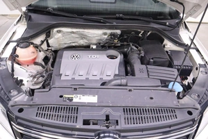 Внедорожник Volkswagen Tiguan 2013 года, 1375000 рублей, Брянск