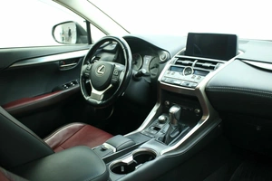 Внедорожник Lexus NX 2017 года, 3800000 рублей, Красноярск