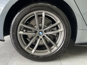 Седан BMW 5 серия 2019 года, 3863000 рублей, Красноярск