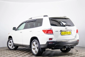 Внедорожник Toyota Highlander 2011 года, 1899000 рублей, Пермь