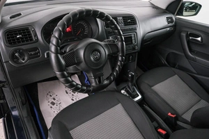 Седан Volkswagen Polo 2013 года, 829000 рублей, Красноярск