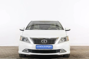 Седан Toyota Camry 2012 года, 1779000 рублей, Тюмень
