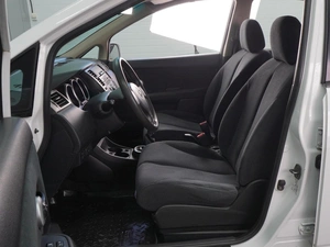 Хетчбэк Nissan Tiida 2011 года, 574000 рублей, Воронеж