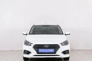 Седан Hyundai Solaris 2019 года, 1499000 рублей, Красноярск