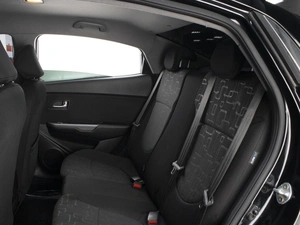 Седан Kia Rio 2017 года, 1040000 рублей, Омск