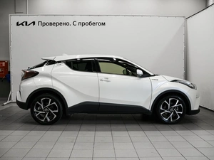Внедорожник Toyota C-HR 2017 года, 1900000 рублей, Красноярск