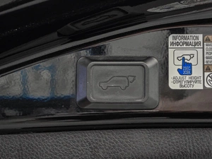 Внедорожник Toyota RAV4 2018 года, 2319000 рублей, Красноярск