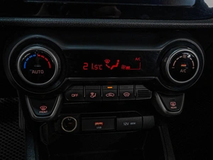 Хетчбэк Kia Rio X 2021 года, 1705000 рублей, Ставрополь