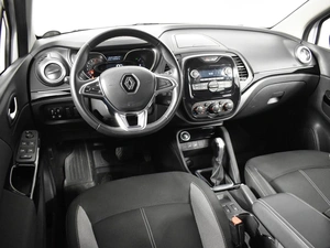 Внедорожник Renault Kaptur 2020 года, 1350000 рублей, Казань