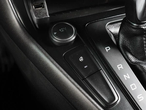 Седан Ford Focus 2015 года, 1149000 рублей, Воронеж