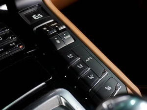 Внедорожник Porsche Cayenne 2015 года, 3599000 рублей, Воронеж