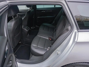 Универсал Opel Insignia 2020 года, 2169000 рублей, Санкт-Петербург