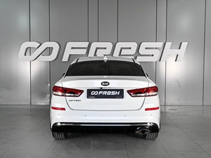 Седан Kia Optima 2019 года, 1960000 рублей, Аксай