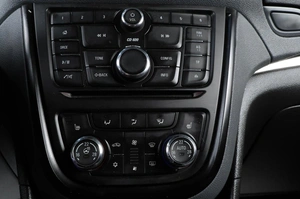 Внедорожник Opel Mokka 2014 года, 989000 рублей, Челябинск