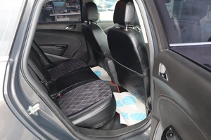 Седан Opel Astra 2012 года, 950000 рублей, Мирное