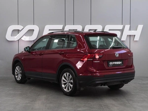 Внедорожник Volkswagen Tiguan 2019 года, 2438000 рублей, Воронеж