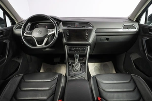 Внедорожник Volkswagen Tiguan 2021 года, 3499000 рублей, Новосибирск