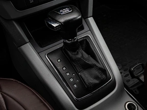 Внедорожник Skoda Yeti 2012 года, 1020000 рублей, Краснодар