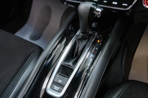 Внедорожник Honda Vezel 2019 года, 2599000 рублей, Омск