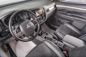 Внедорожник Mitsubishi Outlander 2014 года, 1929000 рублей, Томск