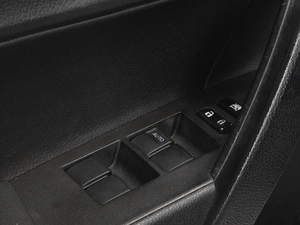 Седан Toyota Corolla 2013 года, 1165000 рублей, Красноярск