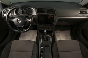 Хетчбэк Volkswagen Golf 2013 года, 1289000 рублей, Челябинск