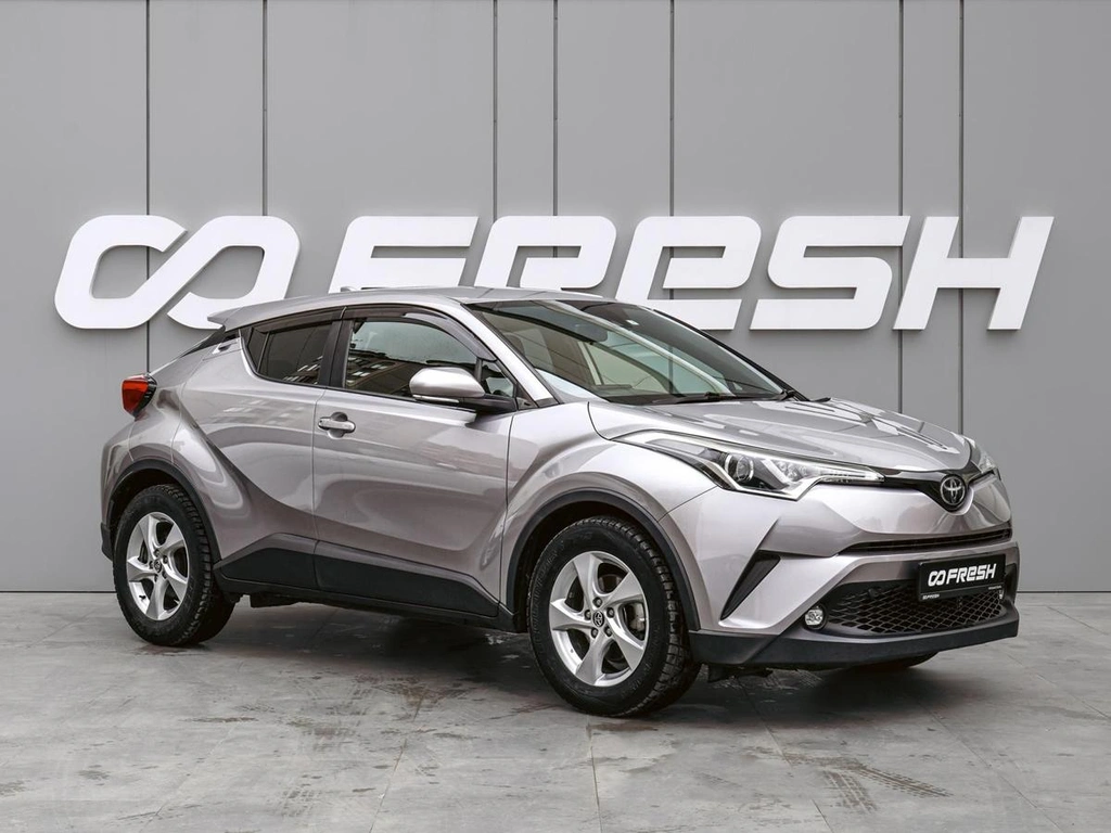 Внедорожник Toyota C-HR 2018 года, 1998000 рублей, Краснодар